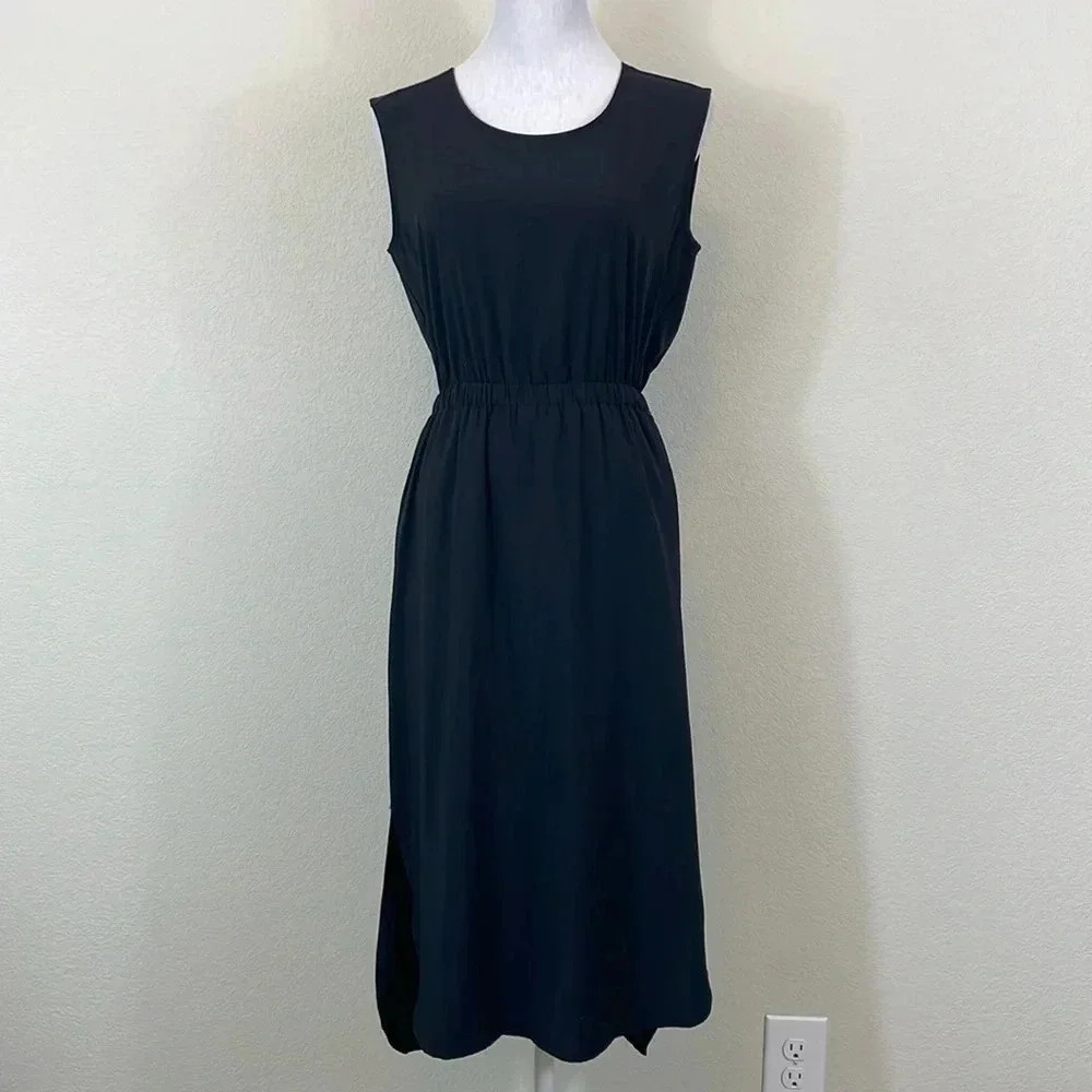 LeShop‎ Black black midi dress size medium